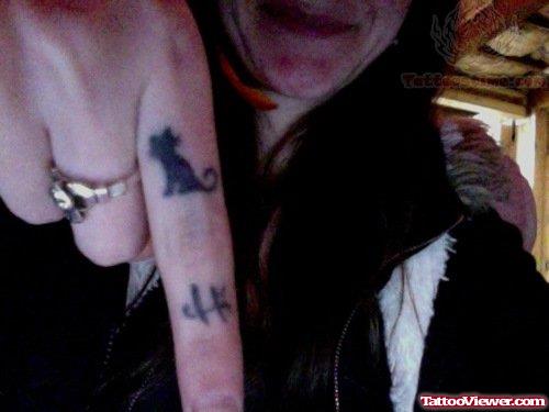 Cat Tattoo On Finger