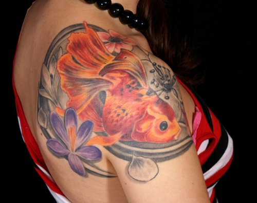 Color Flower And Fish Tattoo On Right Shoulder