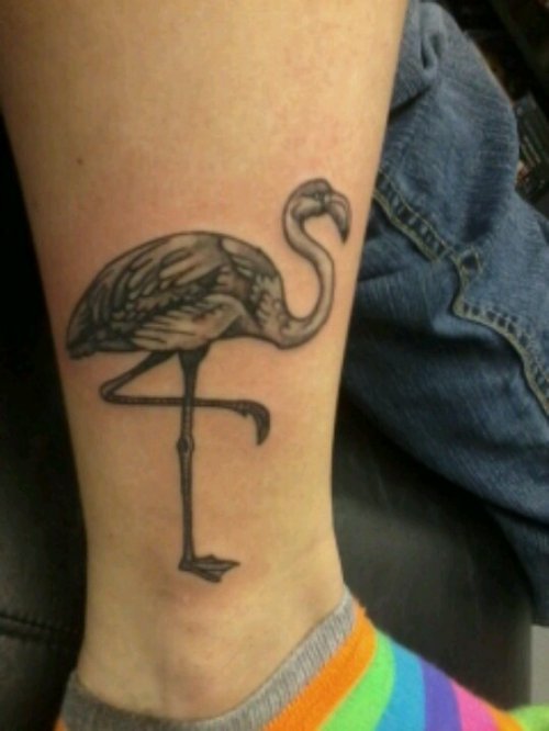 Grey Ink Flamingo Tattoo On Right Leg