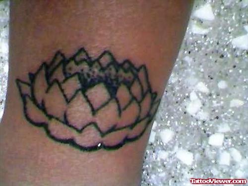 Lotus Tattoo Outline On Leg