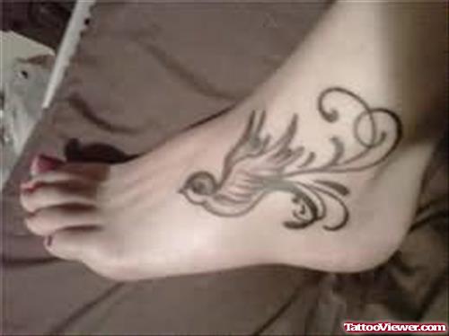Sparrow  Tattoo On Girls Foot