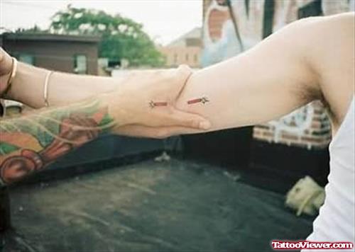 Craziest Matching Tattoos On Arm And Hand