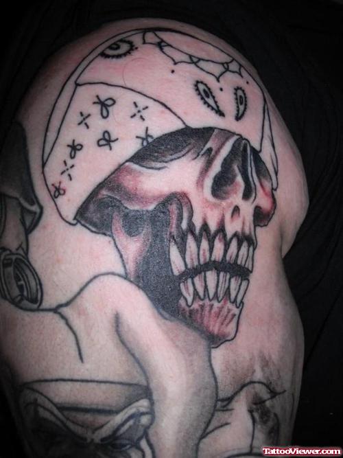 Awesome Skull Gangsta Tattoo On Right Shoulder