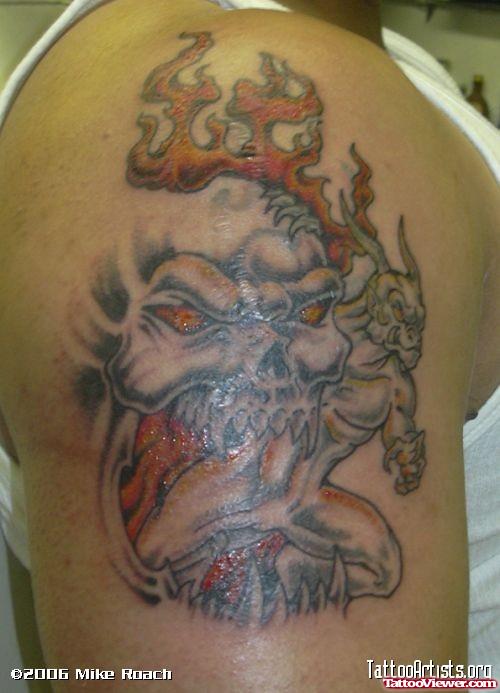 Unique Gargoyle Tattoo On Right Shoulder