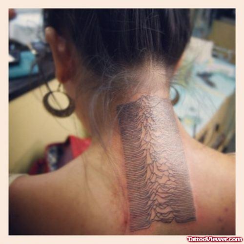 Beautiful Geek Tattoo On Girl Upperback