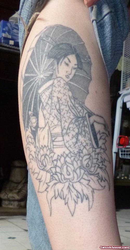 Awesome Grey Ink Geisha Tattoo On Right Leg