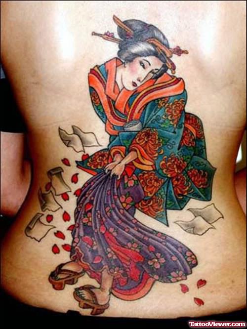 Attractive Geisha Girl Tattoo On Back Body