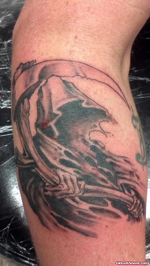 Cool Black Ink Grim Reaper Tattoo On Leg