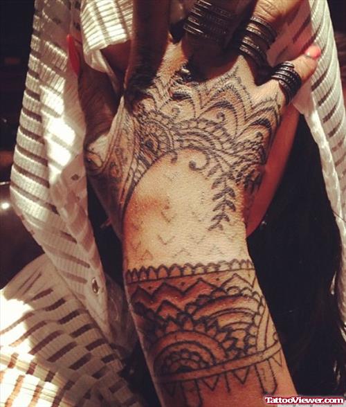 Grey Ink Rihanna Henna Hand Tattoo