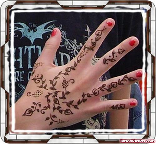 Henna Hand Tattoo Design For Girls