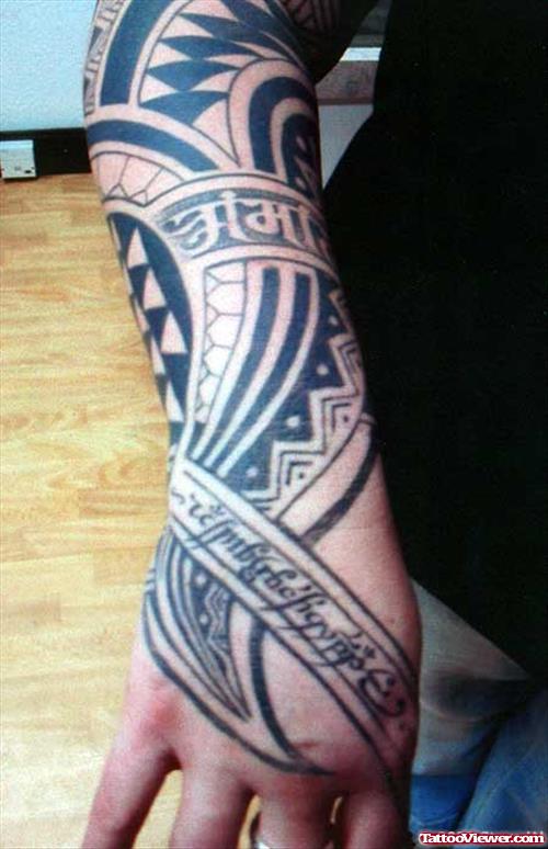 Awesome Black Tribal Tattoo On Right Hand