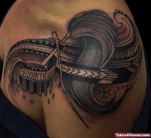 Grey Ink Hawaiian Tattoo On Shoulder For Girls