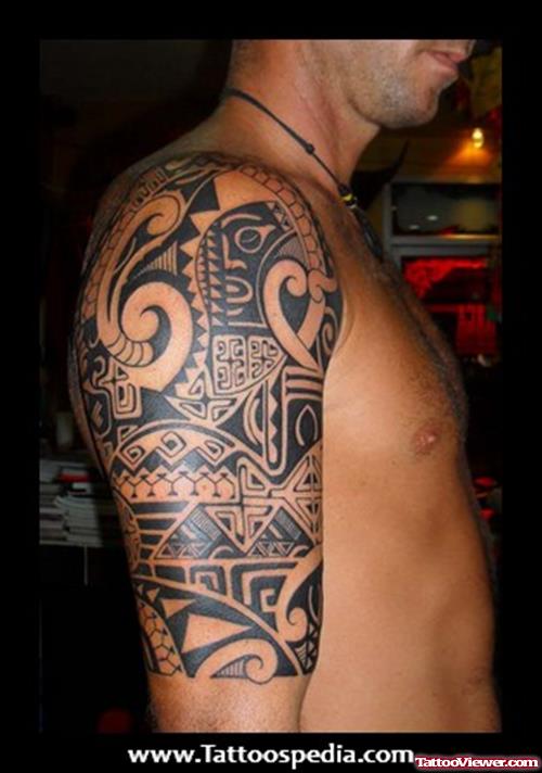 Hawaiian Half Sleeve Tattoo On Man Right Half Sleeve