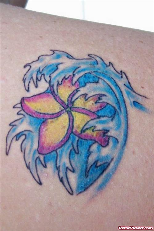 Flower And Water Wave Hawaiian Tattoo On Right Back Shoulder