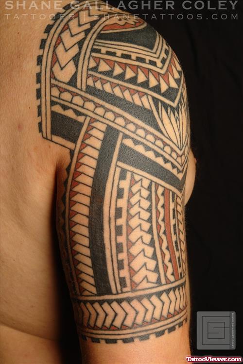 Hawaiian Tattoo On Right Half Sleeve