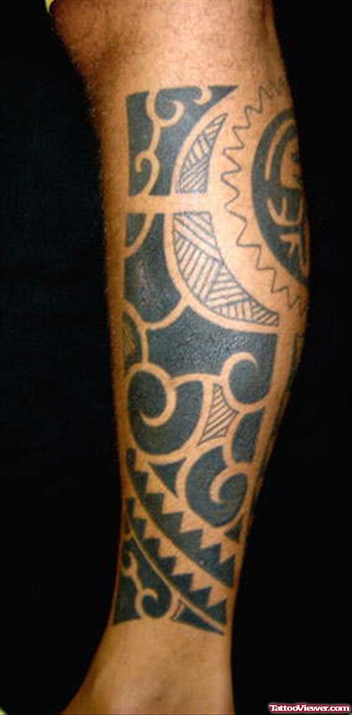 Amazing Hawaiian Tattoo On Leg