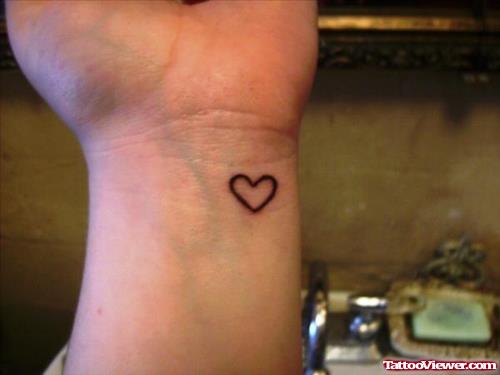 Awesome Black Heart Tattoos On Wrist