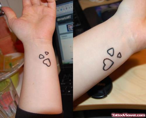 Heart Tattoos On Wrists