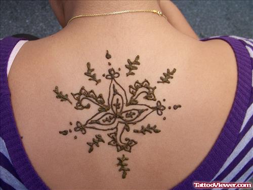 Superior Henna Tattoo On Girl Upperback
