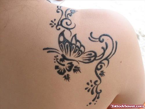 Tribal Henna Butterfly Tattoo On Right Back Shoulder