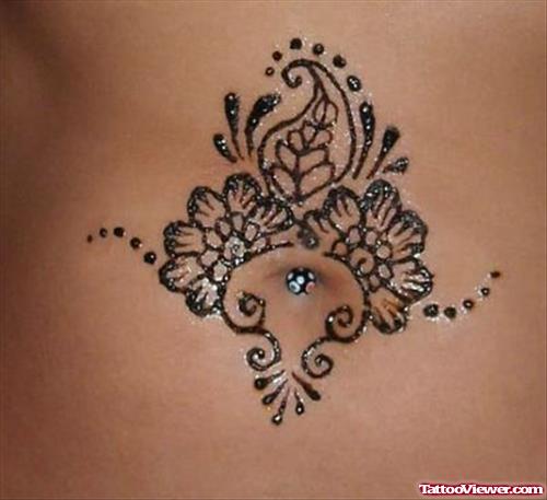 Crazy Henna Tattoo On Girl Belly