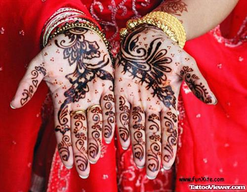 Awful Both Hands Henna Tattoo