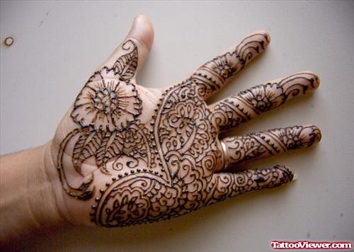 Henna Tattoo On Girl Left Hand