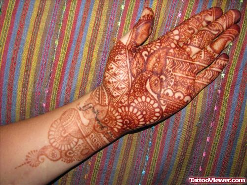 Henna Tattoos On Left Hands