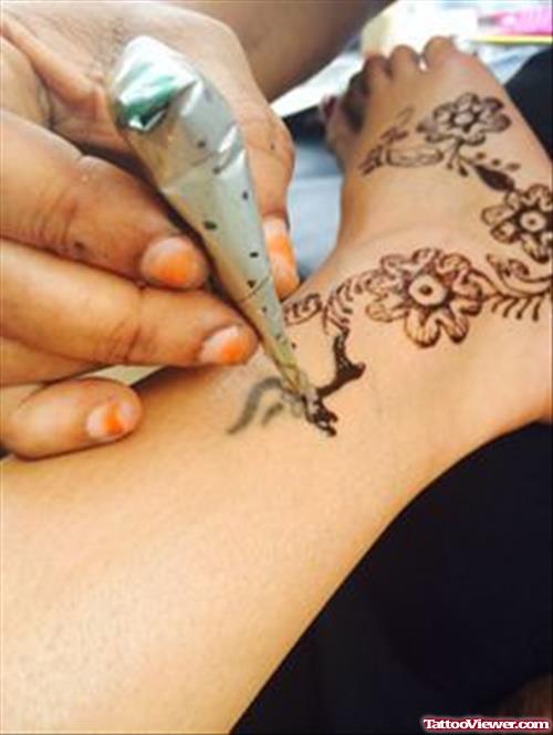 Attractive Henna Tattoo On Ankle