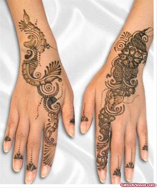 Awesome Henna Tattoos On Back Hands