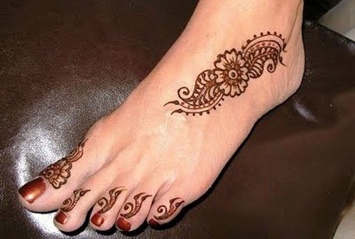 Henna Tattoo On Girl Left Feet