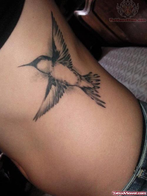 Hummingbird Side Ribs Tattoo