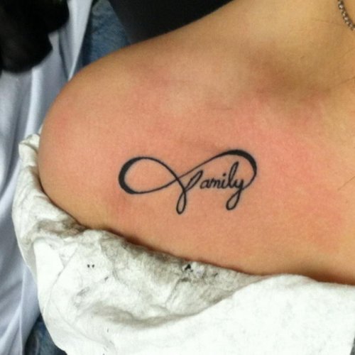 Family Infinity Tattoo On Right Collarbone