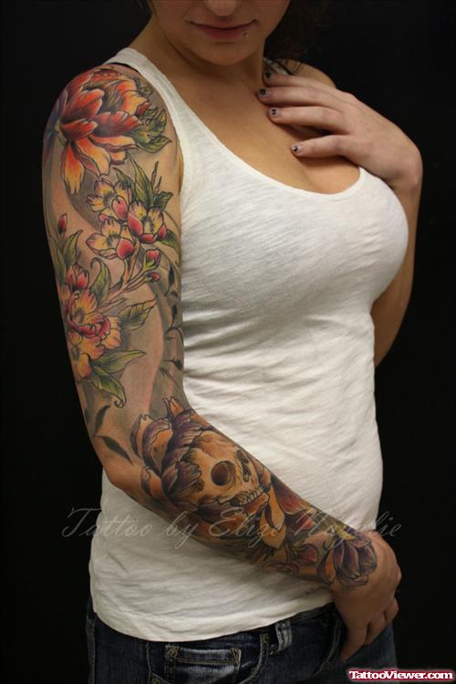Amazing Colored Japanese Tattoo On Girl Right Sleeve