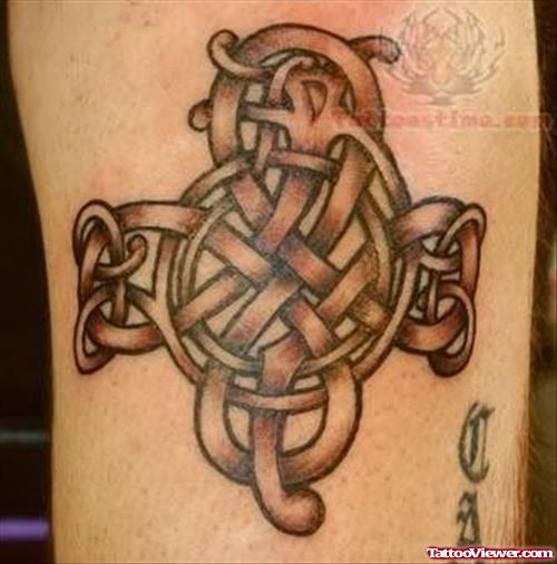Elegant Knot Tattoo Design