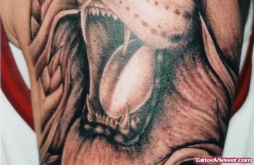 Attractive Roaring Lion Head Tattoo