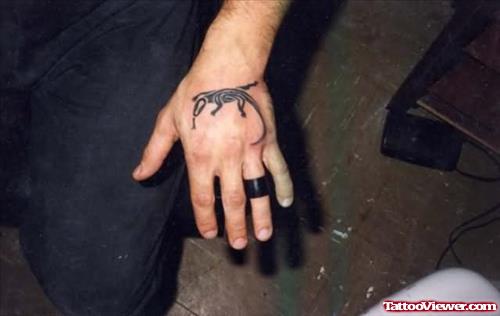 Tribal Lizard Tattoo on the Hand