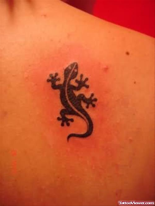 Small Black Colour Lizard Tattoo