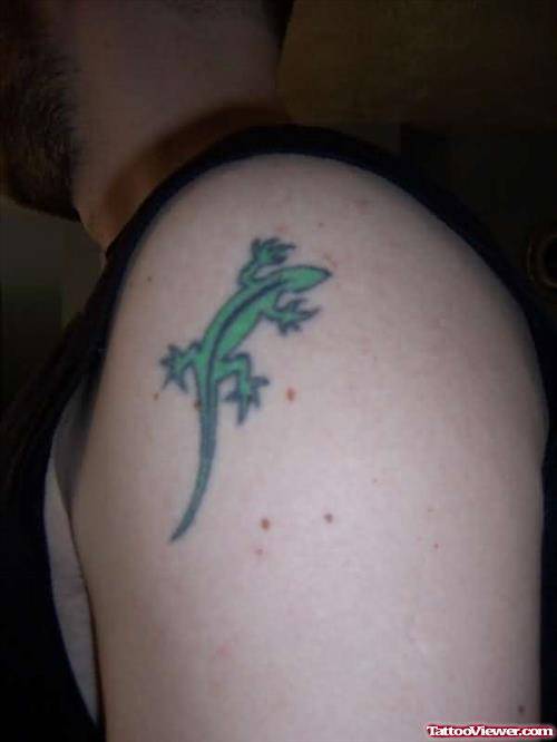 Small Lizard Tattoo On Shoulder