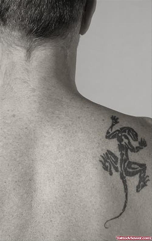 Lizard Tattoo On Back Shoulder