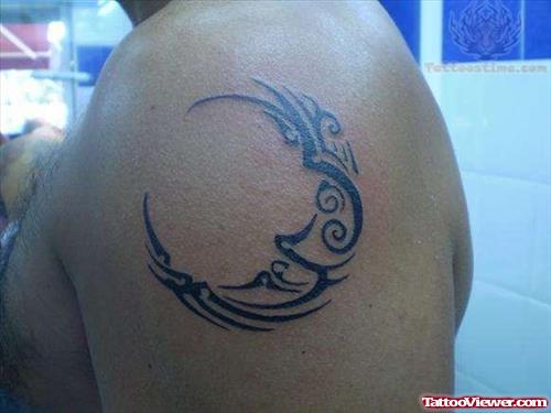Celtic Style Moon Tattoo On Shoulder