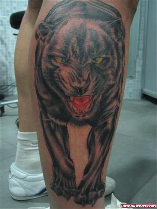 Large Black Panther Tattoo On Right Leg