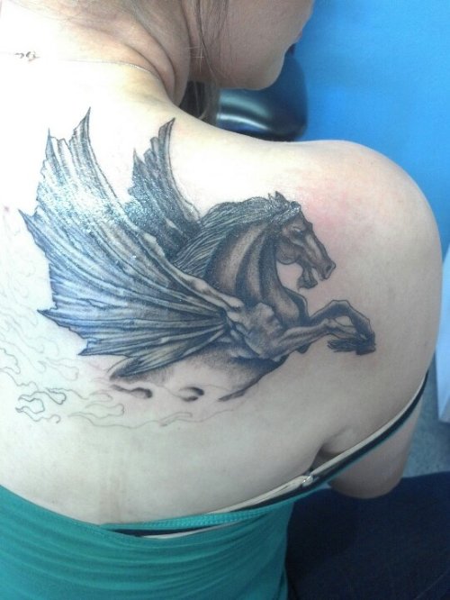 Unique Grey Ink Pegasus Tattoo On Right Back Shoulder