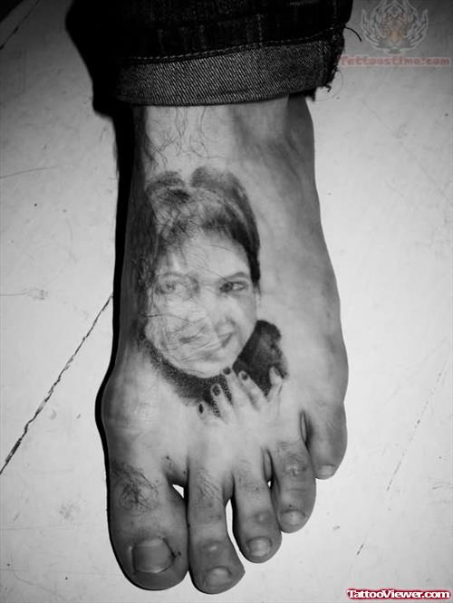 People Tattoo On Foot
