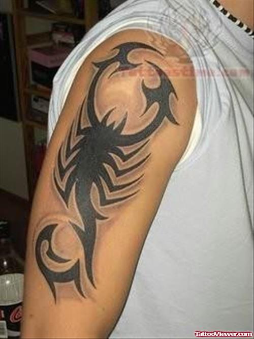 Amazing Scorpion Tattoo On Bicep
