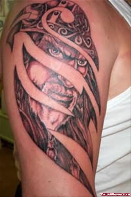 Trendy Warrior Tattoo On Shoulder