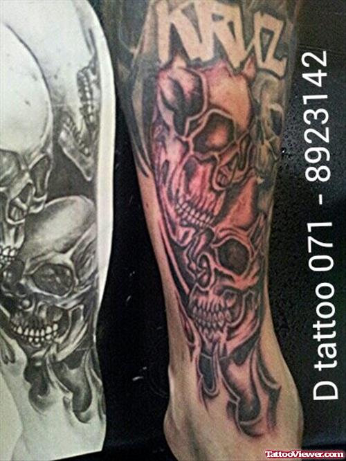 Grey Ink Skull Tattoos On Leg