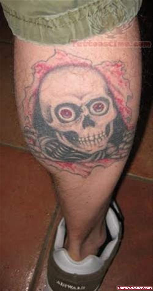 Skull Tattoo On Leg Back