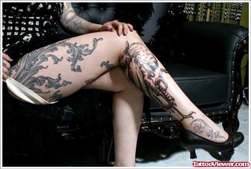 Swirl Thigh Tattoo For Girls