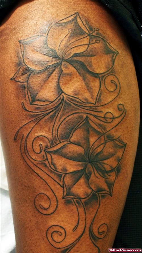 Grey Flowers Tattoos On Thigh